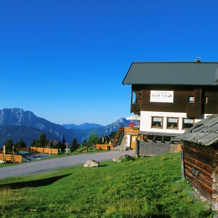 Sattleggers Alpenhof & Feriensternwarte Hotell Greifenburg Eksteriør bilde