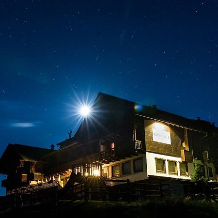 Sattleggers Alpenhof & Feriensternwarte Hotell Greifenburg Eksteriør bilde