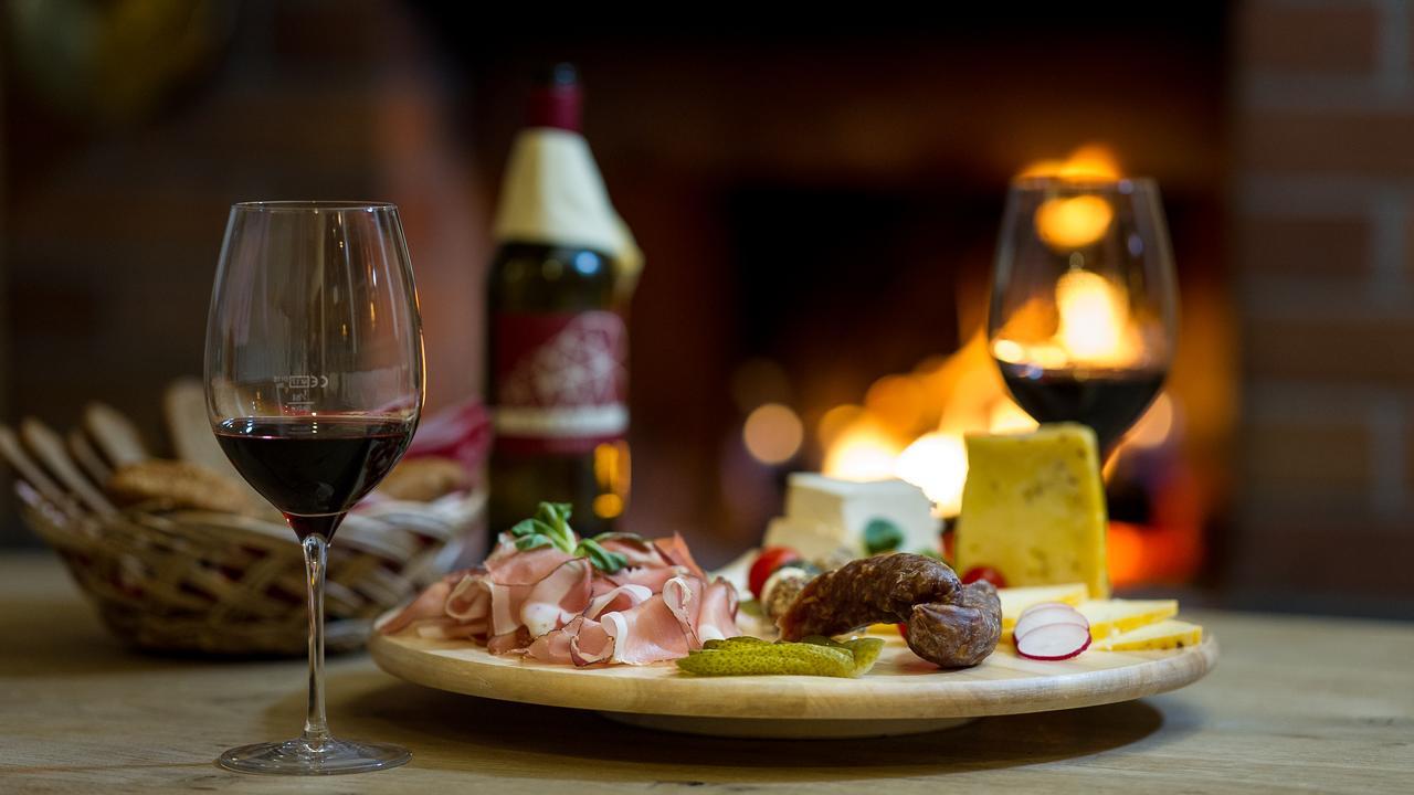 Sattleggers Alpenhof & Feriensternwarte Hotell Greifenburg Eksteriør bilde