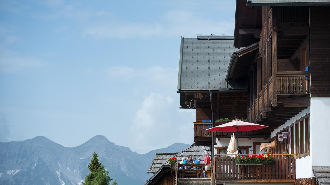 Sattleggers Alpenhof & Feriensternwarte Hotell Greifenburg Eksteriør bilde