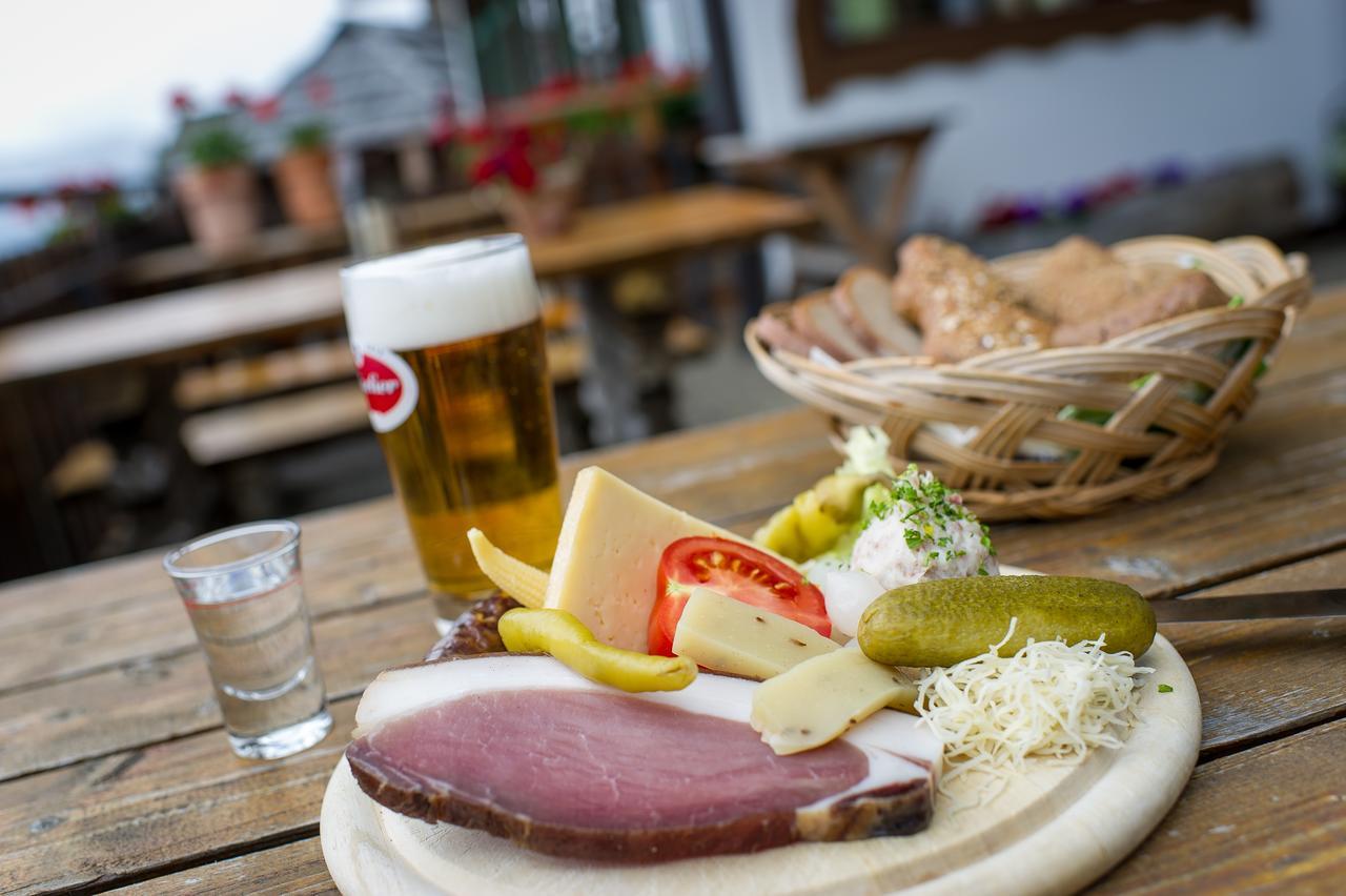 Sattleggers Alpenhof & Feriensternwarte Hotell Greifenburg Eksteriør bilde